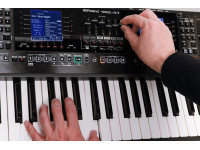 <b>Roland E-A7 Expandable Professional Arranger Workstation Entretenimento visor duplo 61-teclas</b> <b>Roland E-A7 Expandable Professional Arranger Workstation Entretenimento visor duplo 61-teclas</b>